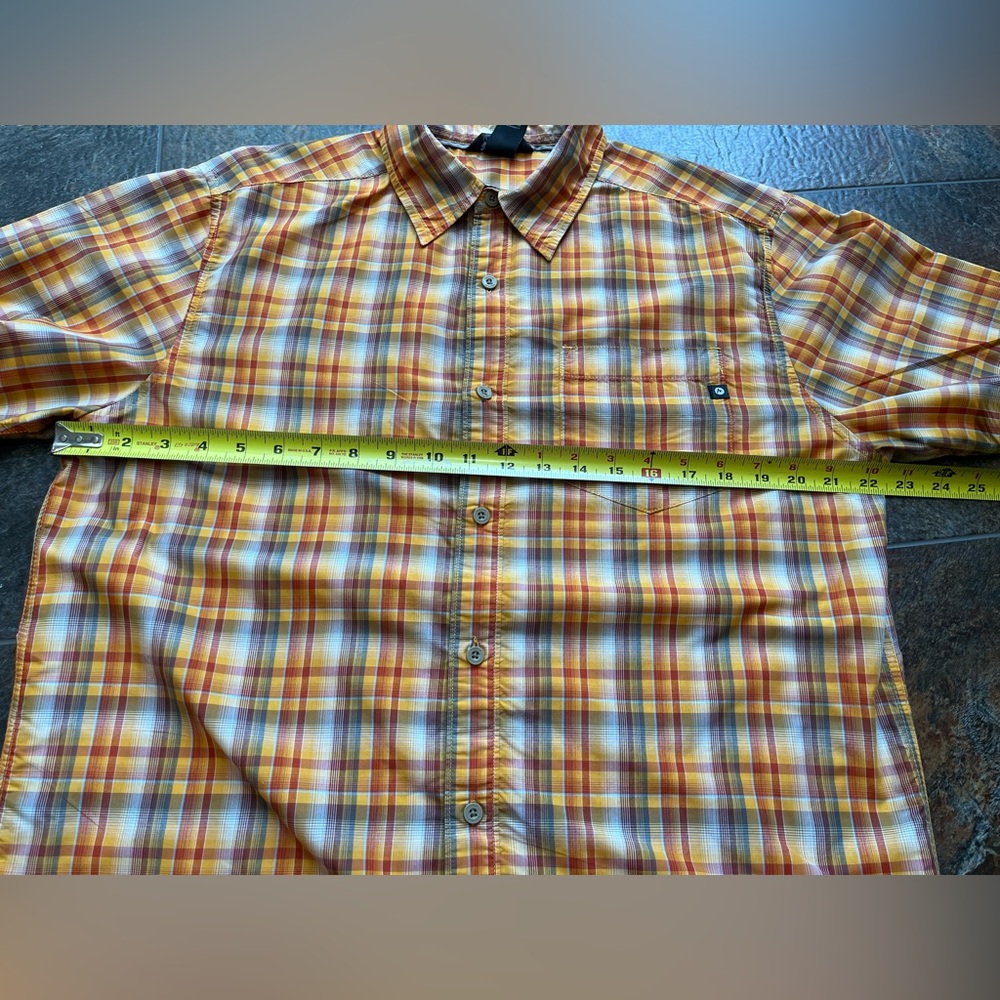 Men’s Marmot orange plaid shirt sleeve button down shirt. Size medium - Picture 11 of 14